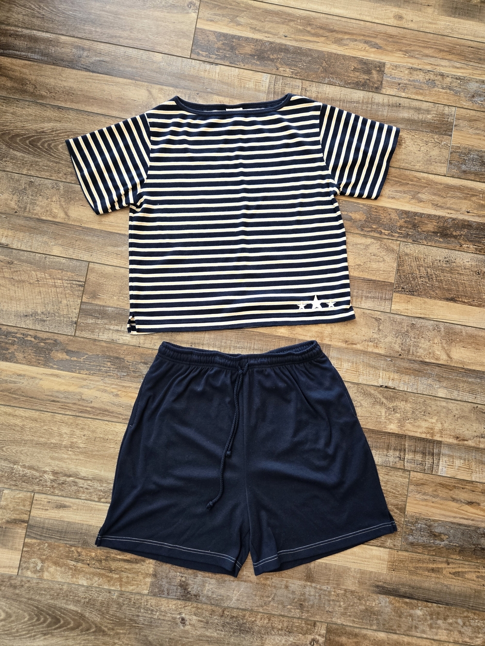 Vintage Bobbie Brooks Striped Shorts Set Size L Navy Blue Yellow Star Knit Co-or